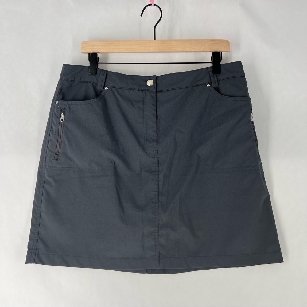 Nivo Gray Women's Skort Zipper Pockets Built-In Shorts Performance‎ Size 12